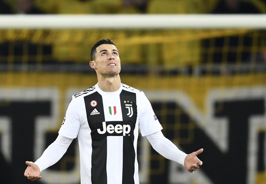 25年国家队比赛结束了，明年又是世界杯了。回想2...