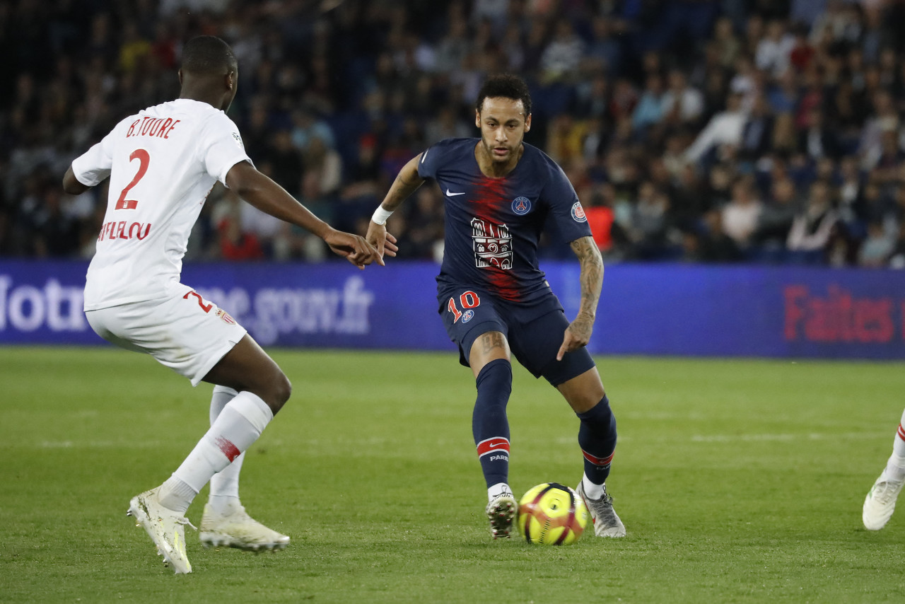 前拜仁主帅图赫尔在谈到英格兰的世界杯抽签结果谈到...