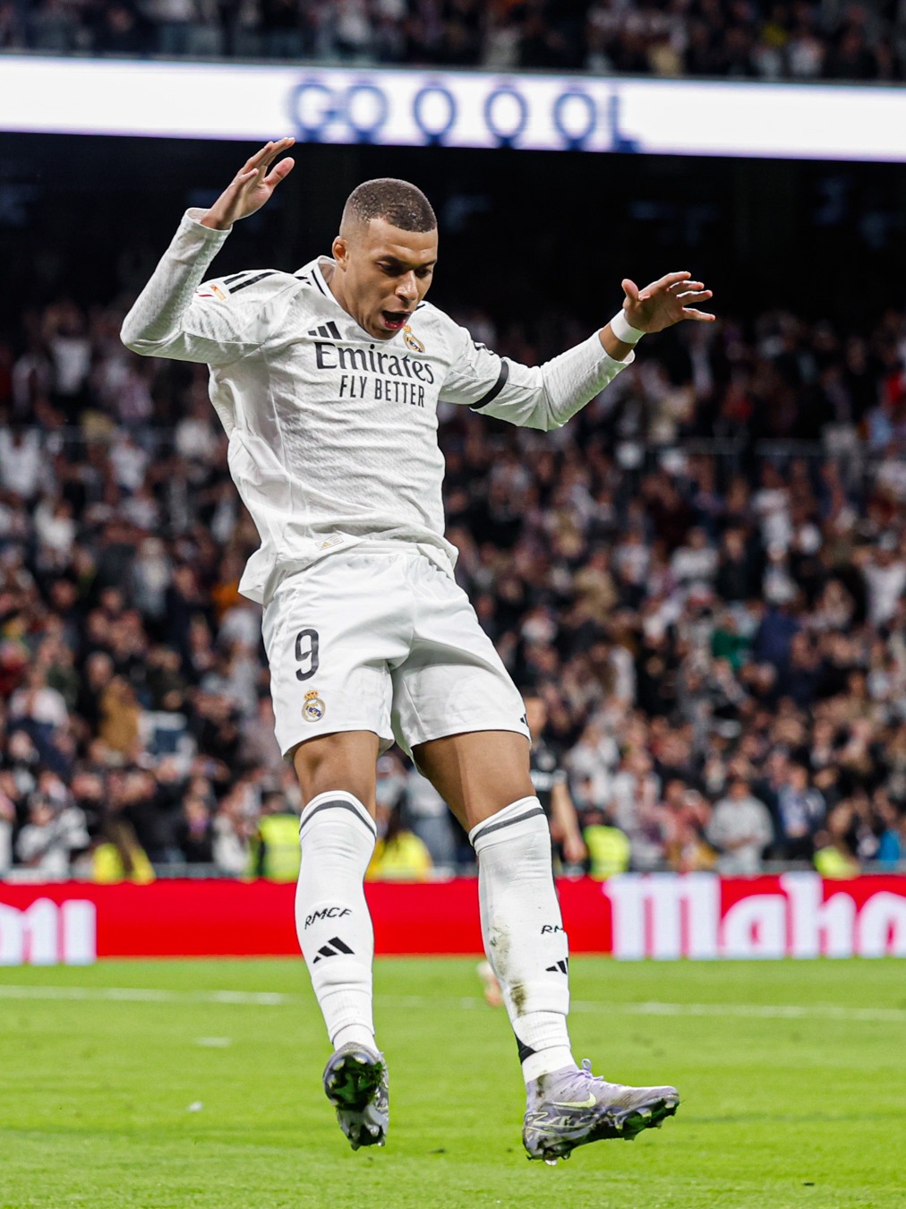 CBA：福建队凭借外援爆发击退深圳